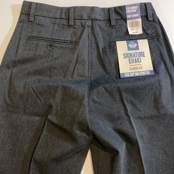 Dockers SZ 38 x 29 Charcoal Signature Khaki Classic Fit Flat Front Pant D11 - Picture 3 of 13